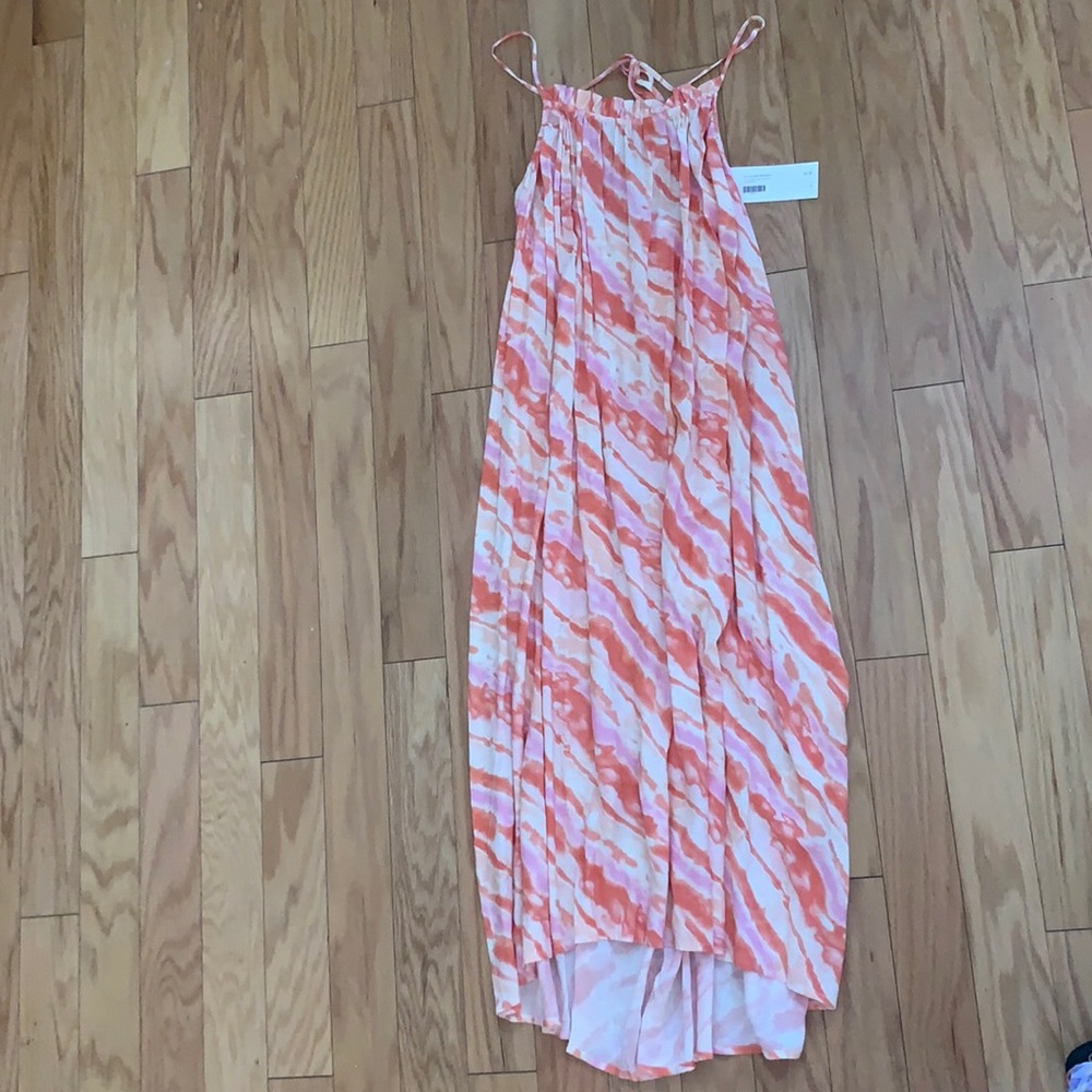 High -low dress